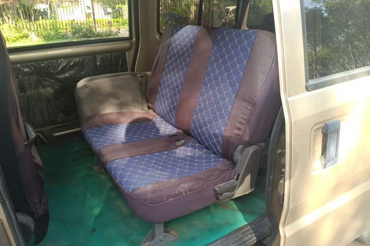 Used Wuling Rongguang 2019 1.5L Extended Basic Version Left Rear Seat