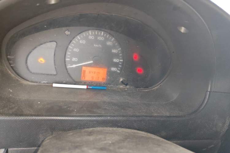 Used Wuling Rongguang 2019 1.5L Extended Basic Version Odometer Close Up