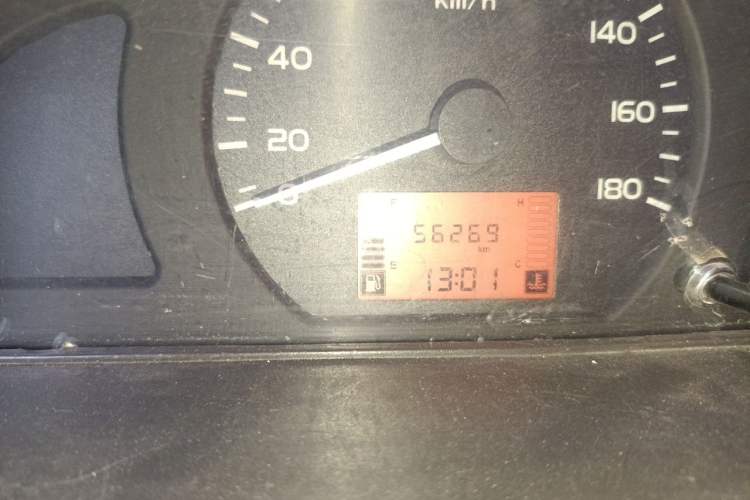 Used Wuling Rongguang 2019 1.5L Extended Basic Version Odometer Close Up