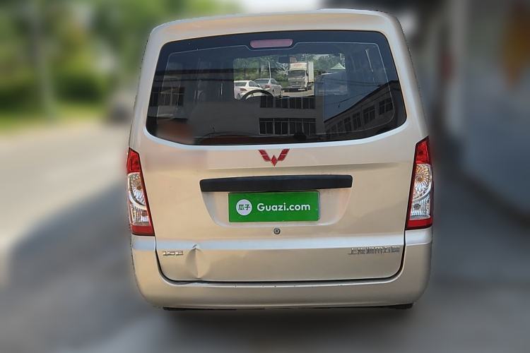 Used Wuling Rongguang 2019 1.5L S Base Version Rear