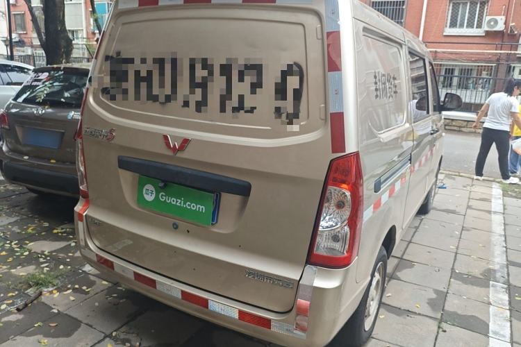 Used Wuling Rongguang 2019 1.2L S Van Standard Model with 5 Seats Rear Right 45 Deg