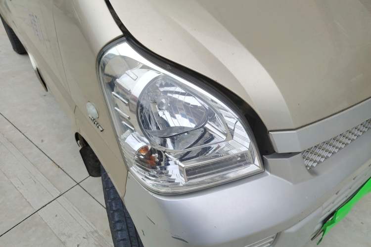 Used Wuling Rongguang 2019 1.5L Extended Basic Version Right Front Headlight