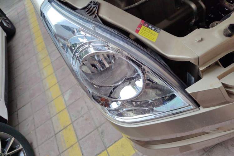 Used Wuling Rongguang 2019 1.5L S Base Version Right Front Headlight