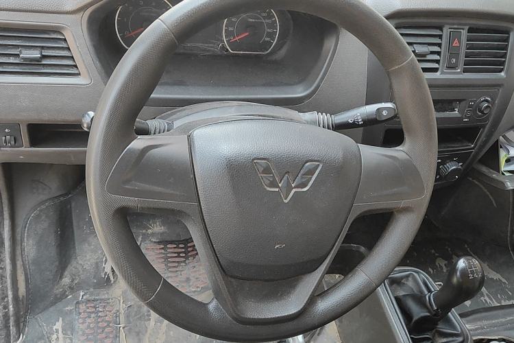 Used Wuling Rongguang 2019 1.5L S Base Version Steering Wheel