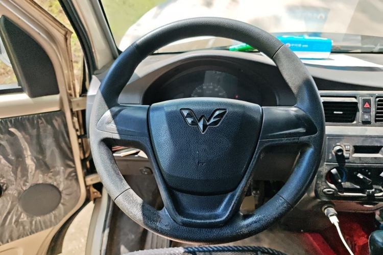 Used Wuling Rongguang 2019 1.5L Extended Basic Version Steering Wheel