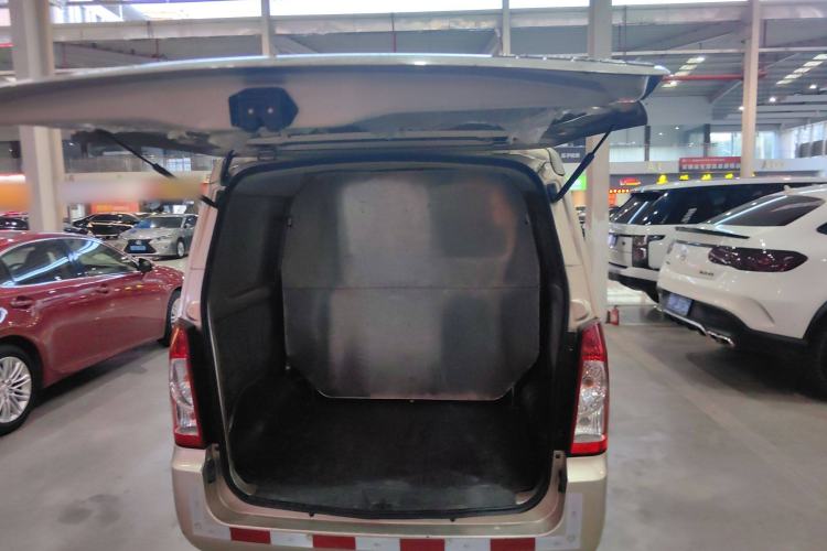 Used Wuling Rongguang 2019 1.2L S Van Standard Model with 5 Seats Trunk