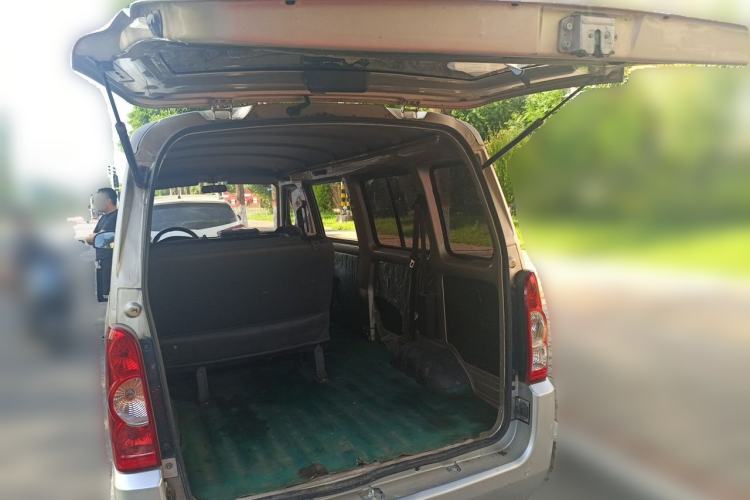 Used Wuling Rongguang 2019 1.5L Extended Basic Version Trunk