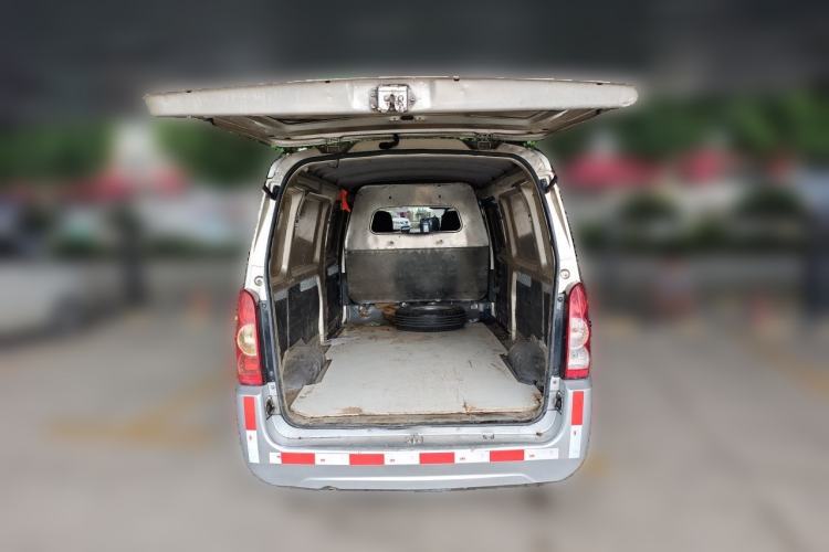 Used Wuling Rongguang 2019 1.5L Extended-Body Van Base Model with 2 Seats Trunk