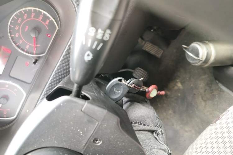 Used Wuling Rongguang 2019 1.5L Extended Basic Version Vehicle Key