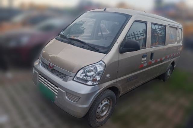 Used Wuling Rongguang 2020, Wuling Hongguang extended‑wheelbase, 1.5, enclosed cargo, five seats, manual transmission
