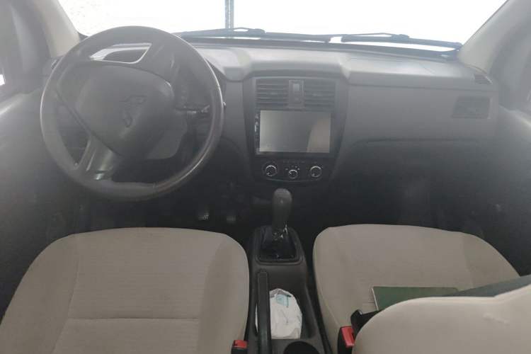 Used Wuling Rongguang 2020 1.2L S Base Model China VI Center Console