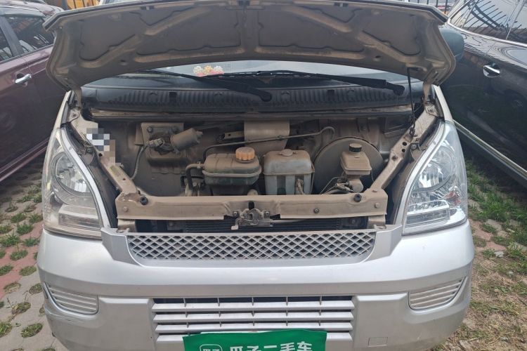 Used Wuling Rongguang  Engine Bay