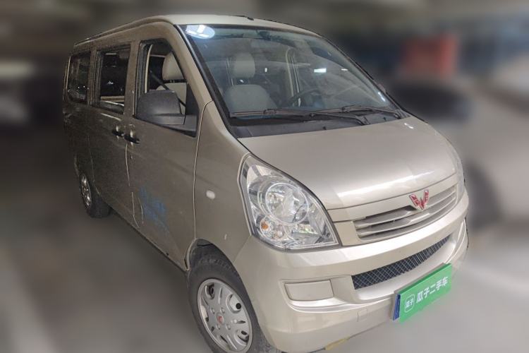 Used Wuling Rongguang 2020 1.2L S Base Model China VI Front Right 45 Deg
