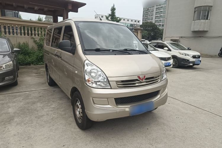 Used Wuling Rongguang 2020 1.2L S Base Model China VI Front Right 45 Deg