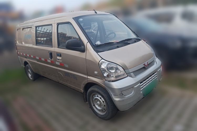 Used Wuling Rongguang  Front Right 45 Deg
