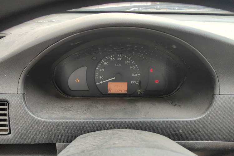 Used Wuling Rongguang 2020 1.5L Extended Basic Version China VI Standard L3C Instrument Cluster