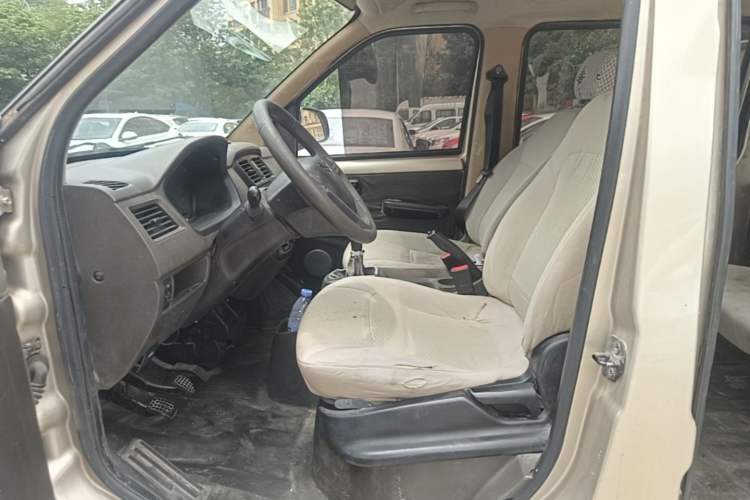 Used Wuling Rongguang 2020 1.2L S Base Model China VI Left Front Seat