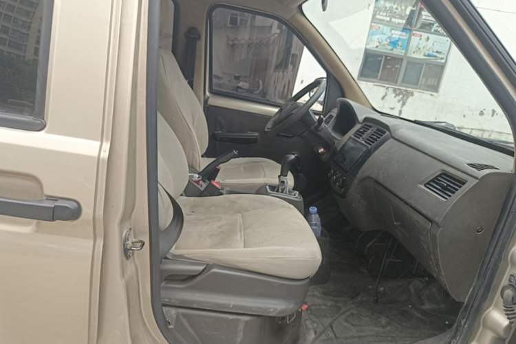 Used Wuling Rongguang 2020 1.2L S Base Model China VI Right Front Seat