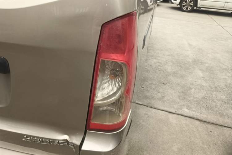 Used Wuling Rongguang 2020 1.2L S Base Model China VI Right Rear Taillight
