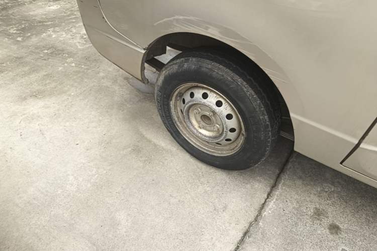 Used Wuling Rongguang 2020 1.2L S Base Model China VI Right Rear Wheel Hub