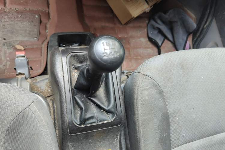Used Wuling Rongguang 2020 1.5L Extended Basic Version China VI Standard L3C Gear Lever