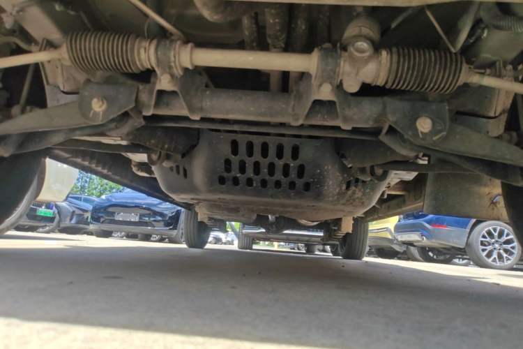 Used Wuling Rongguang 2020 1.2L S Base Model China VI Chassis Front