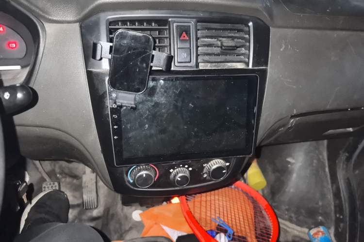 Used Wuling Rongguang 2020 1.2L S Base Model China VI Audio And AC Panel