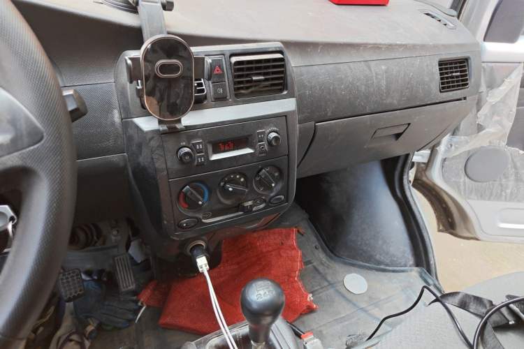 Used Wuling Rongguang 2020 1.5L Extended Basic Version China VI Standard L3C Audio And AC Panel