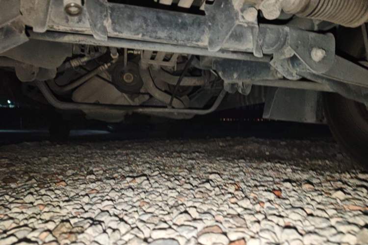 Used Wuling Rongguang 2020 1.5L Extended Basic Version China VI Standard L3C Chassis Front