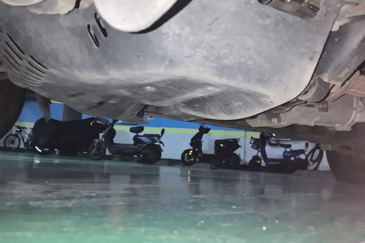 Used Wuling Rongguang 2020 1.2L S Base Model China VI Chassis Front Left