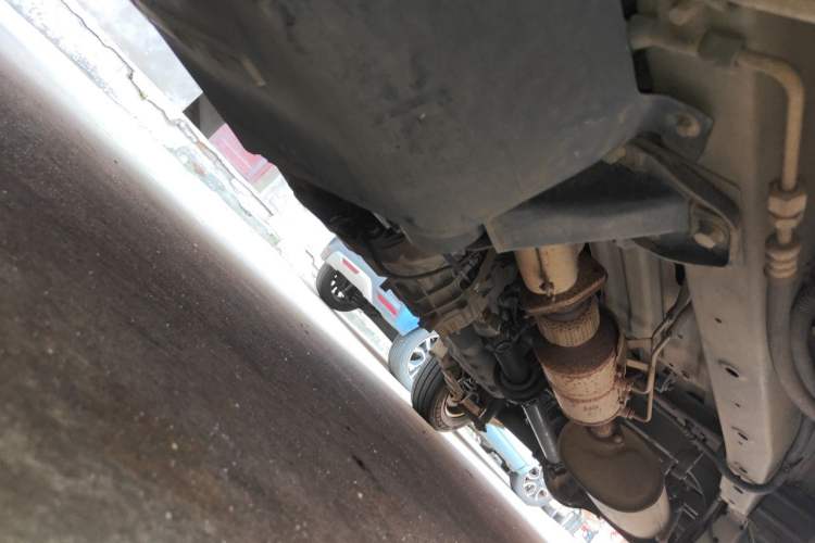 Used Wuling Rongguang 2020 1.5L Extended Basic Version China VI Standard L3C Chassis Front Left