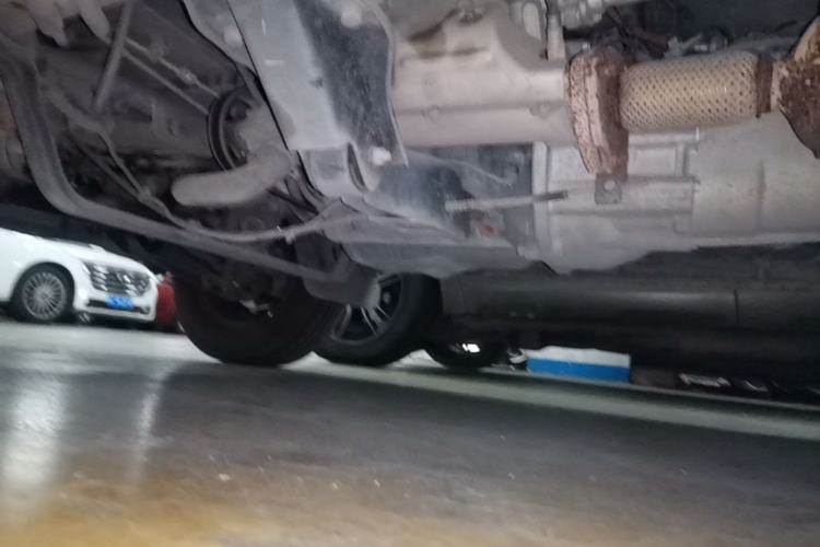 Used Wuling Rongguang 2020 1.2L S Base Model China VI Chassis Front Left