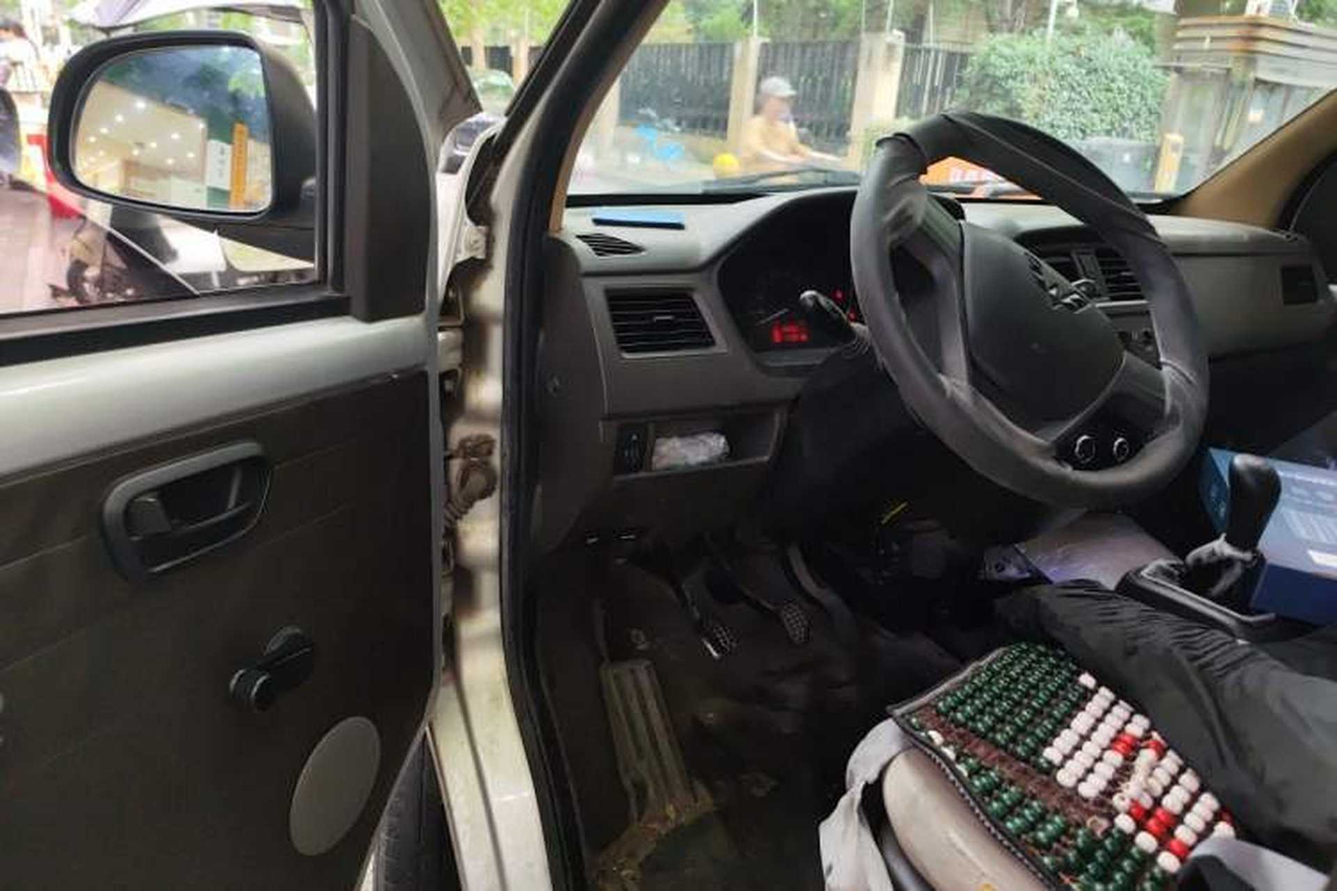 Used Wuling Rongguang 2020 1.2L S Base Model China VI Driver Seat