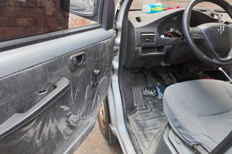 Used Wuling Rongguang 2020 1.5L Extended Basic Version China VI Standard L3C Driver Seat