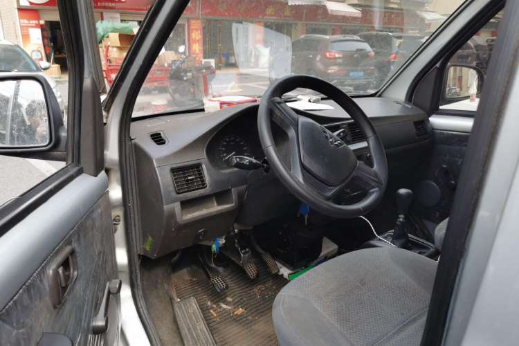 Used Wuling Rongguang 2020 1.5L Extended Basic Version China VI Standard L3C Driver Seat