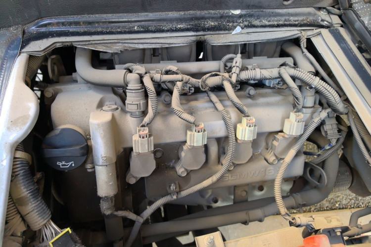 Used Wuling Rongguang  Engine Bay Left