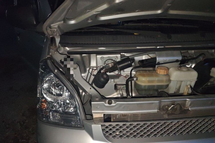 Used Wuling Rongguang 2020 1.5L Extended Basic Version China VI Standard L3C Engine Bay Right