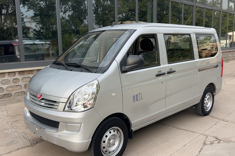 Used Wuling Rongguang 2020 1.2L S Base Model China VI Exterior 6