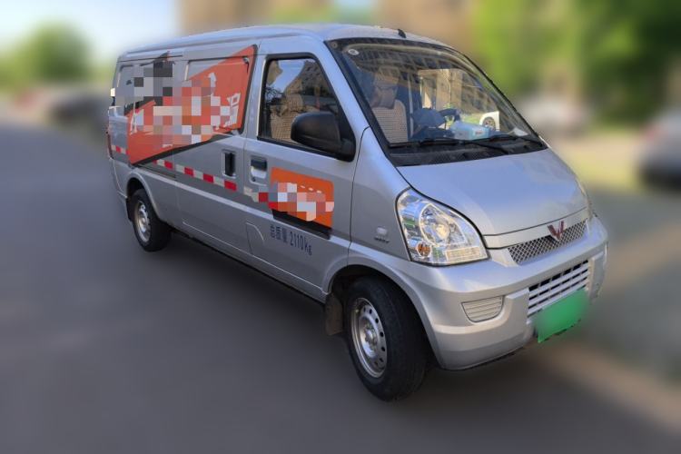 Used Wuling Rongguang  Front Right 45 Deg