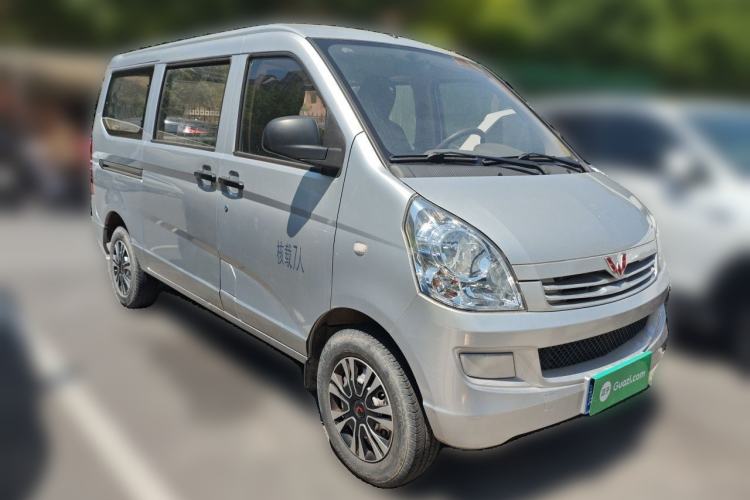 Used Wuling Rongguang 2020 1.2L S Base Model China VI Front Right 45 Deg