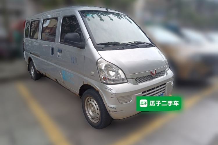 Used Wuling Rongguang 2020 1.5L Extended Basic Version China VI Standard L3C Front Right 45 Deg