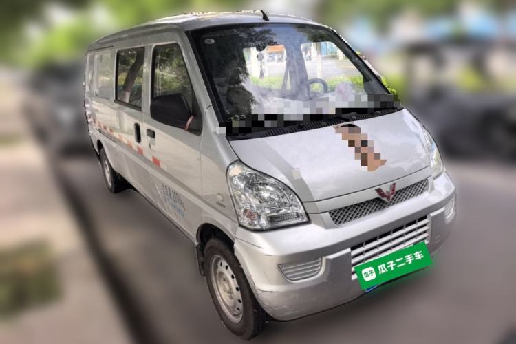 Used Wuling Rongguang 2020 1.2L S Base Model China VI Front Right 45 Deg