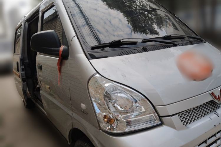 Used Wuling Rongguang 2020 1.5L Extended Basic Version China VI Standard L3C Front Right 45 Deg