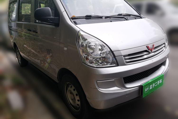 Used Wuling Rongguang 2020 1.2L S Base Model China VI Front Right 45 Deg