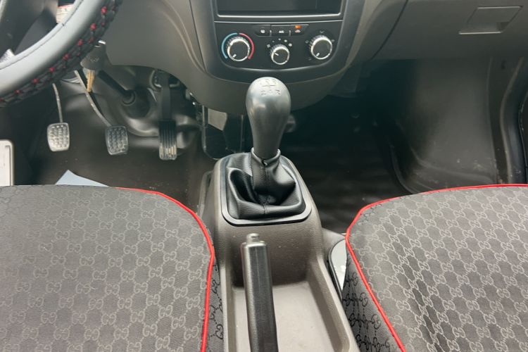 Used Wuling Rongguang 2020 1.2L S Base Model China VI Gear Lever