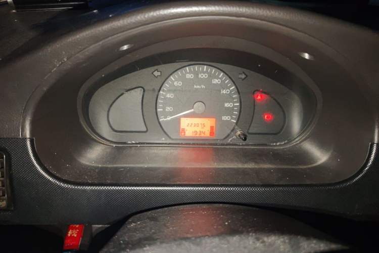Used Wuling Rongguang 2020 1.5L Extended Basic Version China VI Standard L3C Instrument Cluster