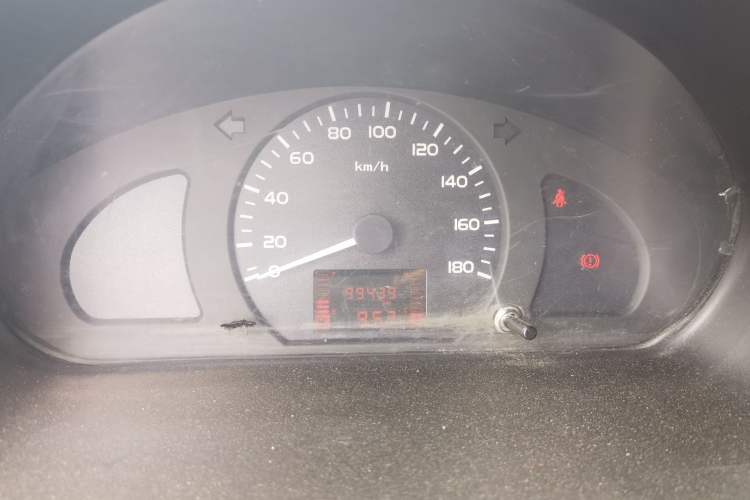 Used Wuling Rongguang 2020 1.2L S Base Model China VI Instrument Cluster