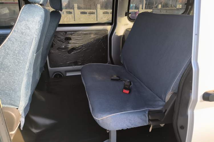 Used Wuling Rongguang 2020 1.2L S Base Model China VI Interior 2
