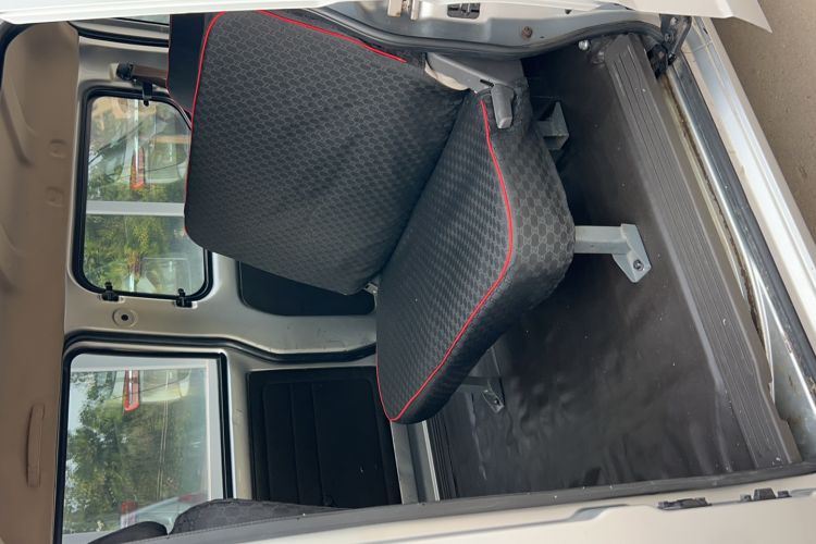 Used Wuling Rongguang 2020 1.2L S Base Model China VI Interior 3
