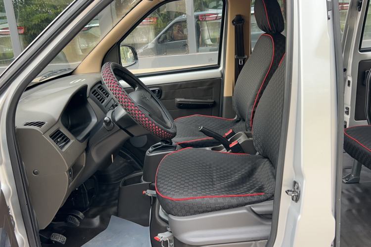 Used Wuling Rongguang 2020 1.2L S Base Model China VI Left Front Seat